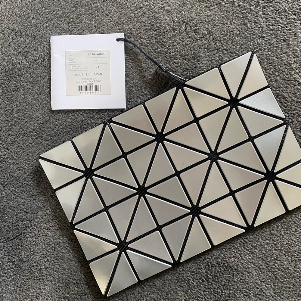 Issie miyake geometric clutch